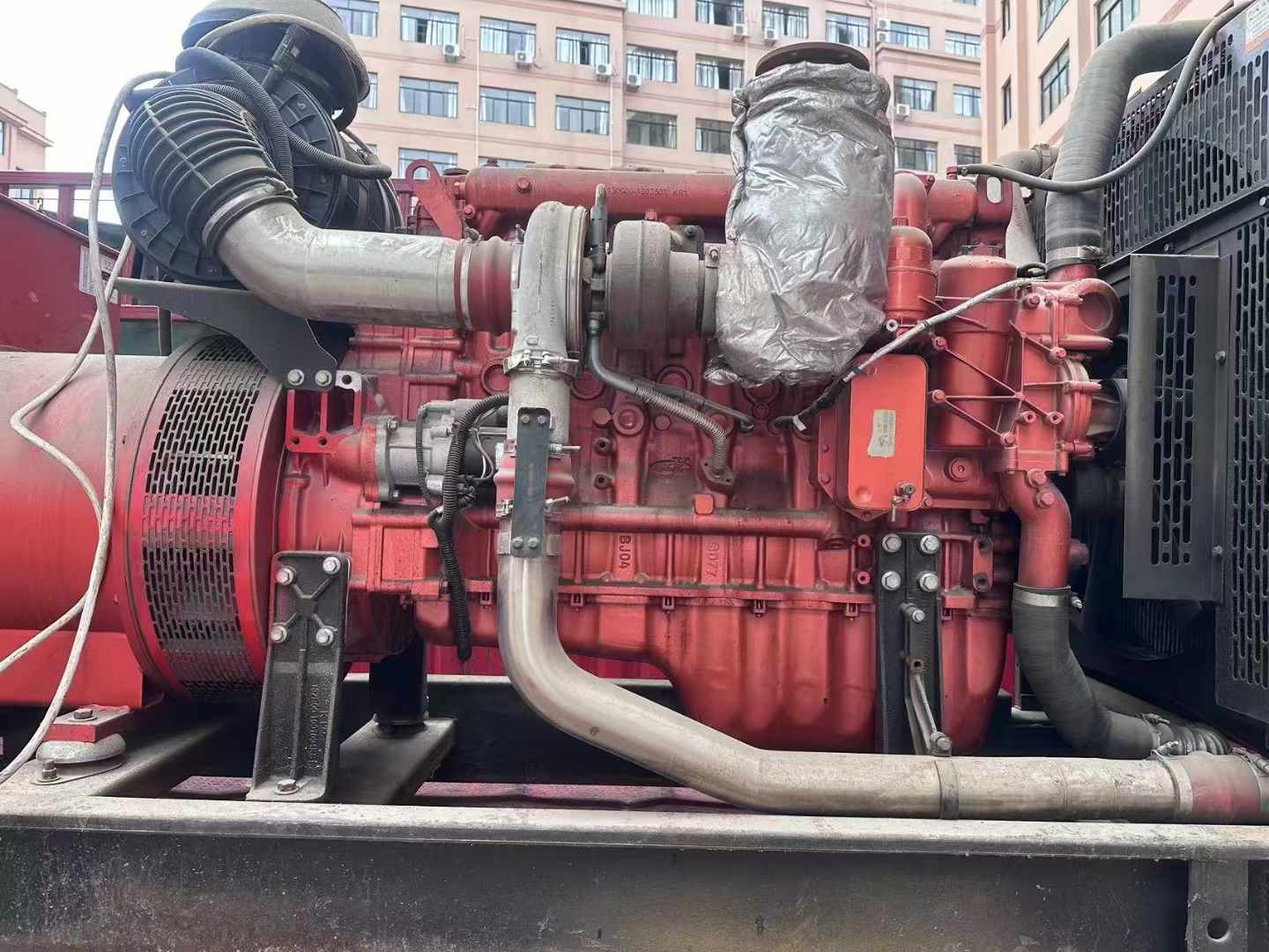大渡口如何选择适合 600kW 柴油发电机组的过载保护器？